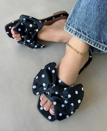 Planas Polka Dots