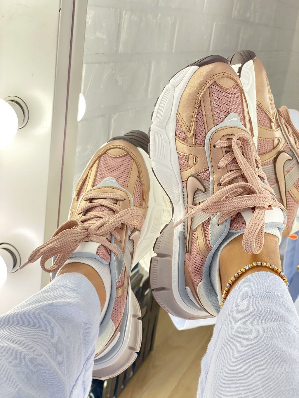 Nike V2k
