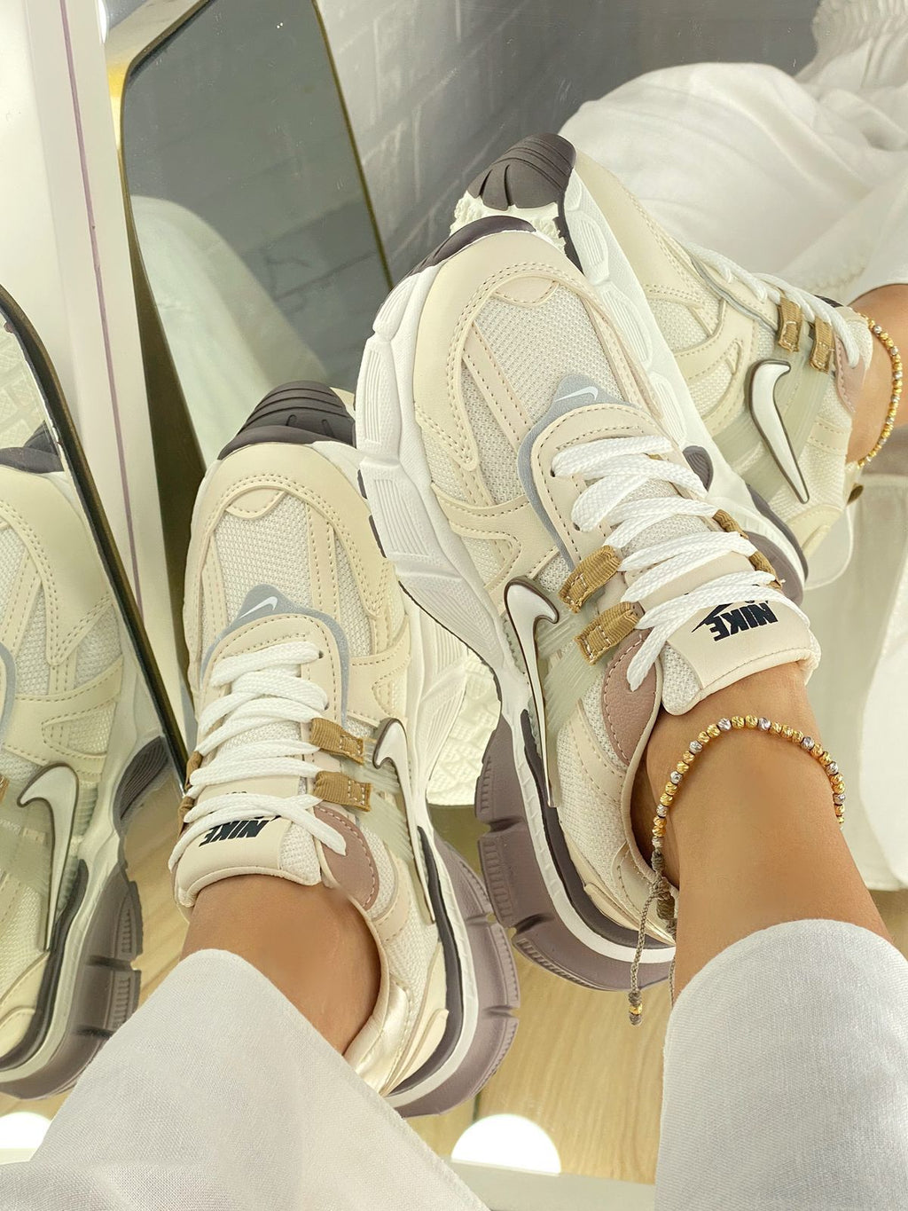 Nike V2k